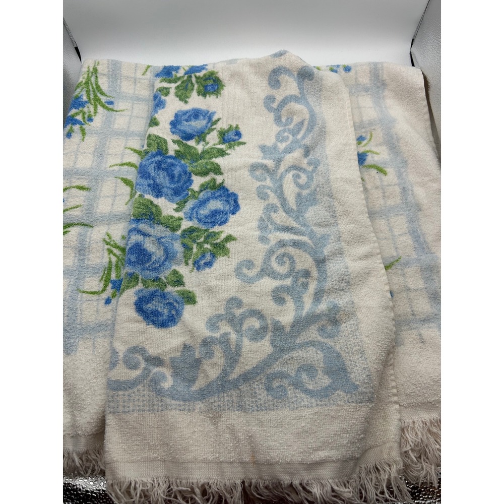 Vintage Dundee Blue Rose Floral Fringed Bath Towels Set of 3 White Cotton USA